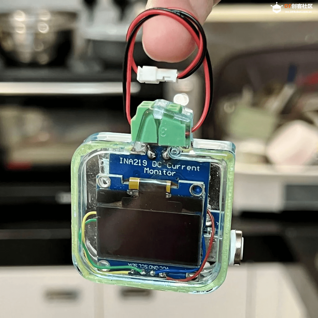 废旧手机驱动的自平衡六足机器人、便携式电力监测仪...图2