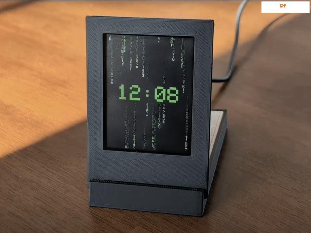 炫酷霓虹管时钟、ESP32 微型桌面显示器、毛毛虫仿生机...图3