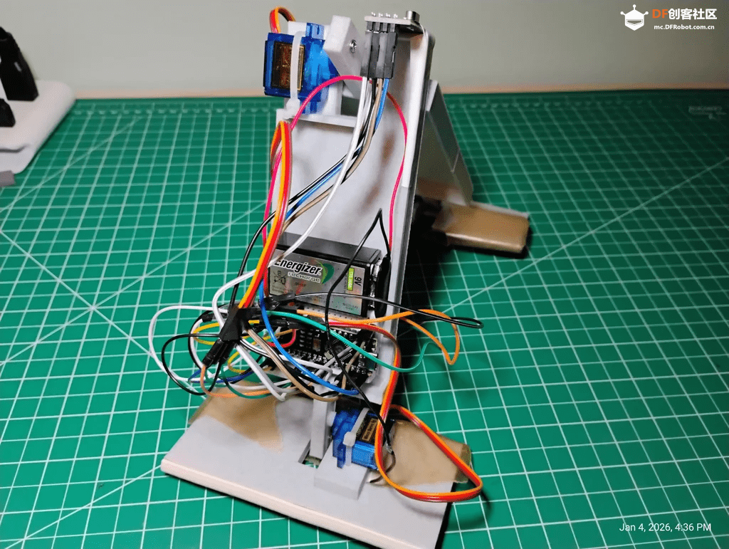 炫酷霓虹管时钟、ESP32 微型桌面显示器、毛毛虫仿生机...图6