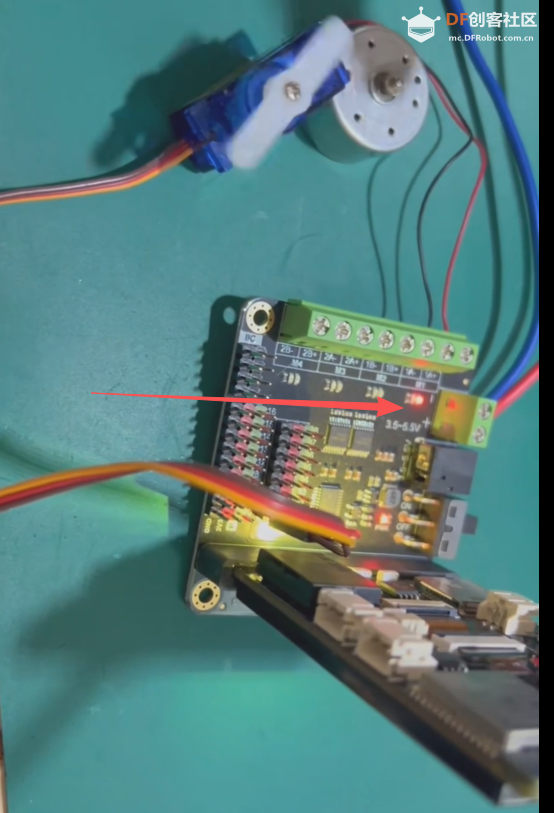 K10+Microbit Wiki驱动舵机与电机图3