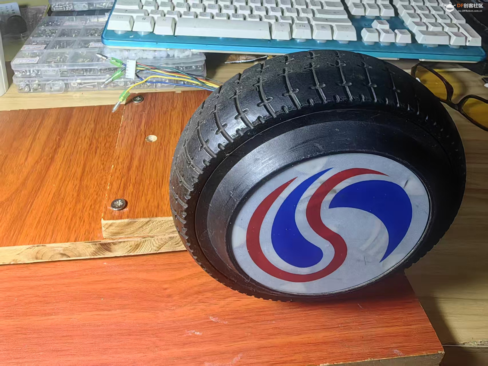 【花雕动手做】搭建6.5 寸轮毂电机4040铝材机器人底盘图3