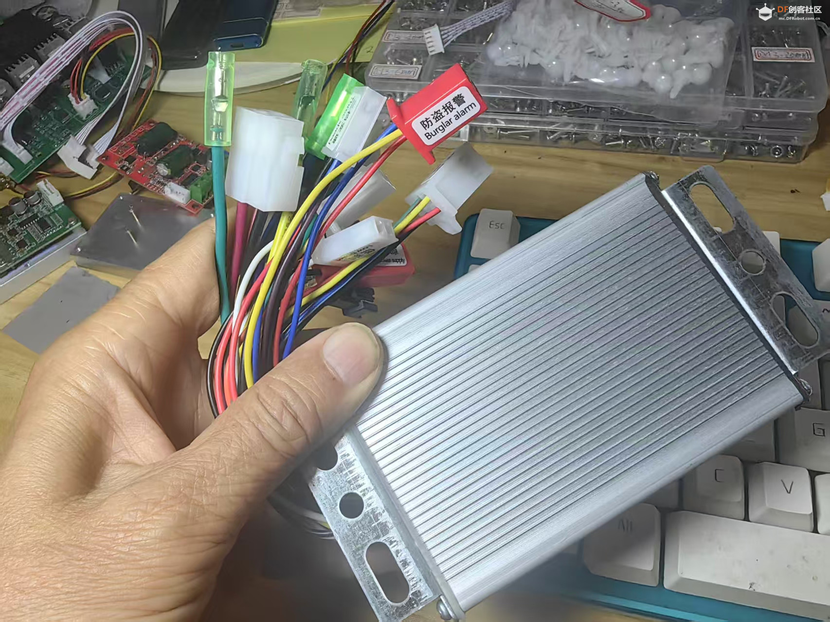 【花雕动手做】尝试拆解一款通用型智能无刷电机控制器图6