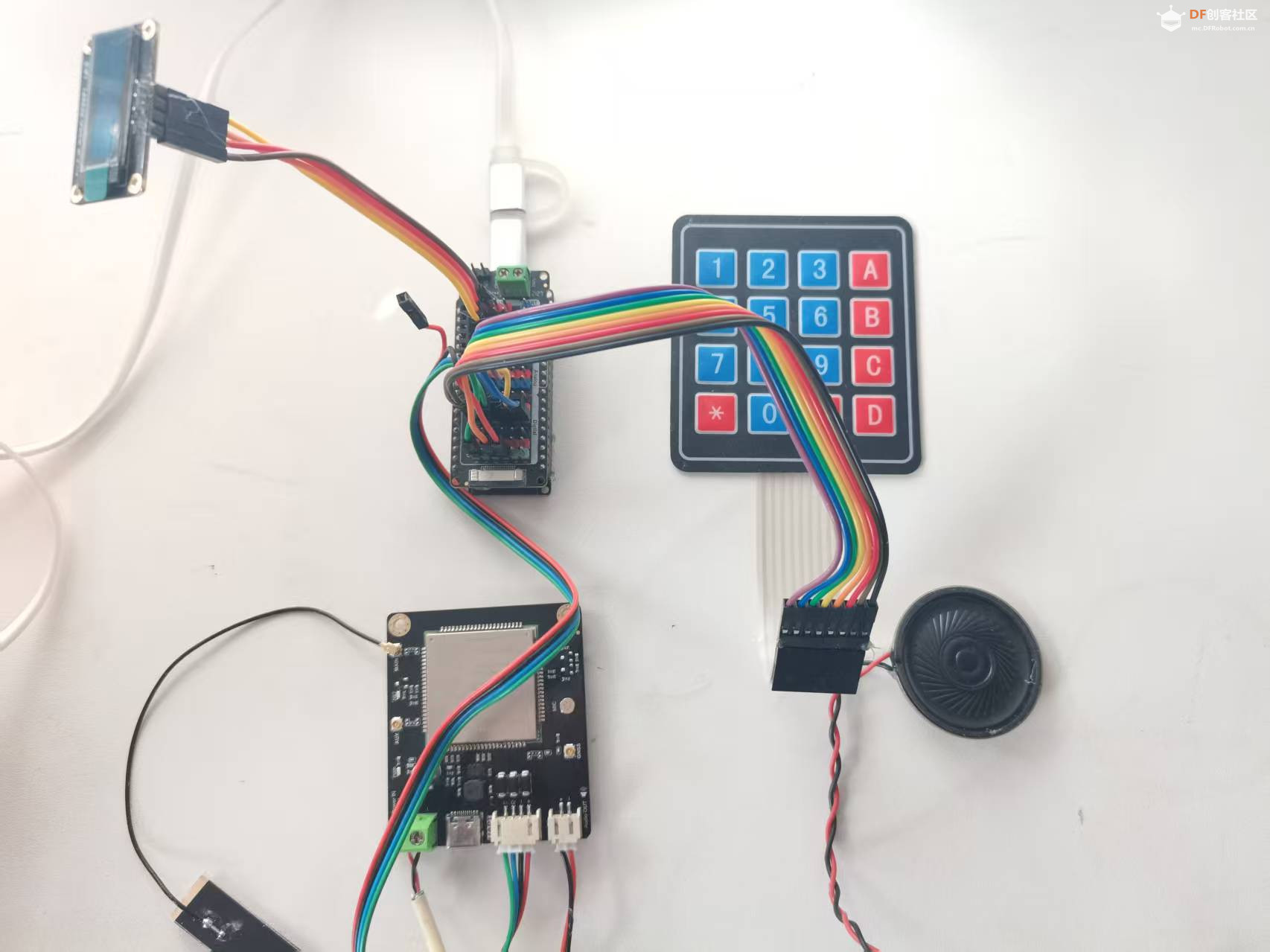 复古与科技的碰撞：基于ESP32和4G模块的简易模拟电话机图2