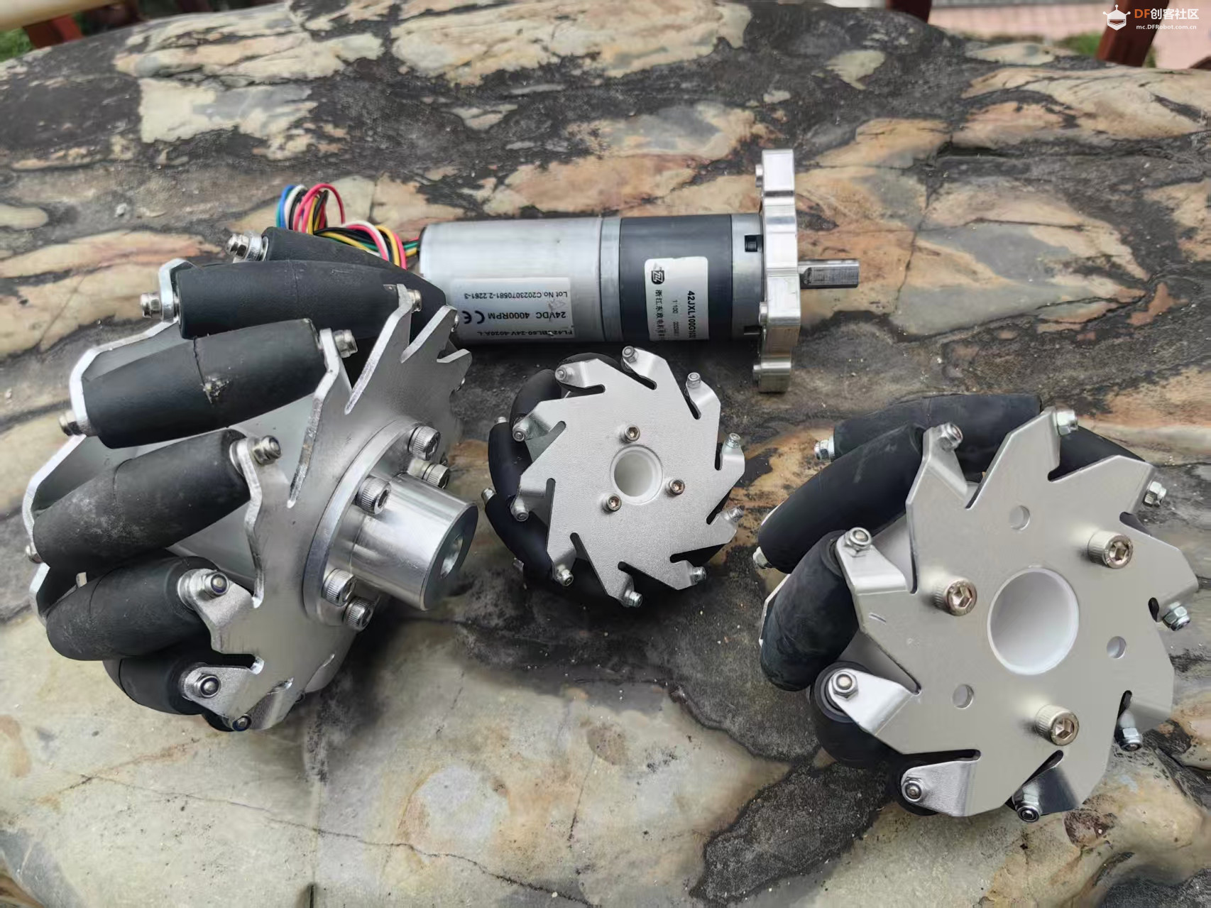 【花雕动手做】适合机器人底盘的三种铝合金麦克纳姆轮图2