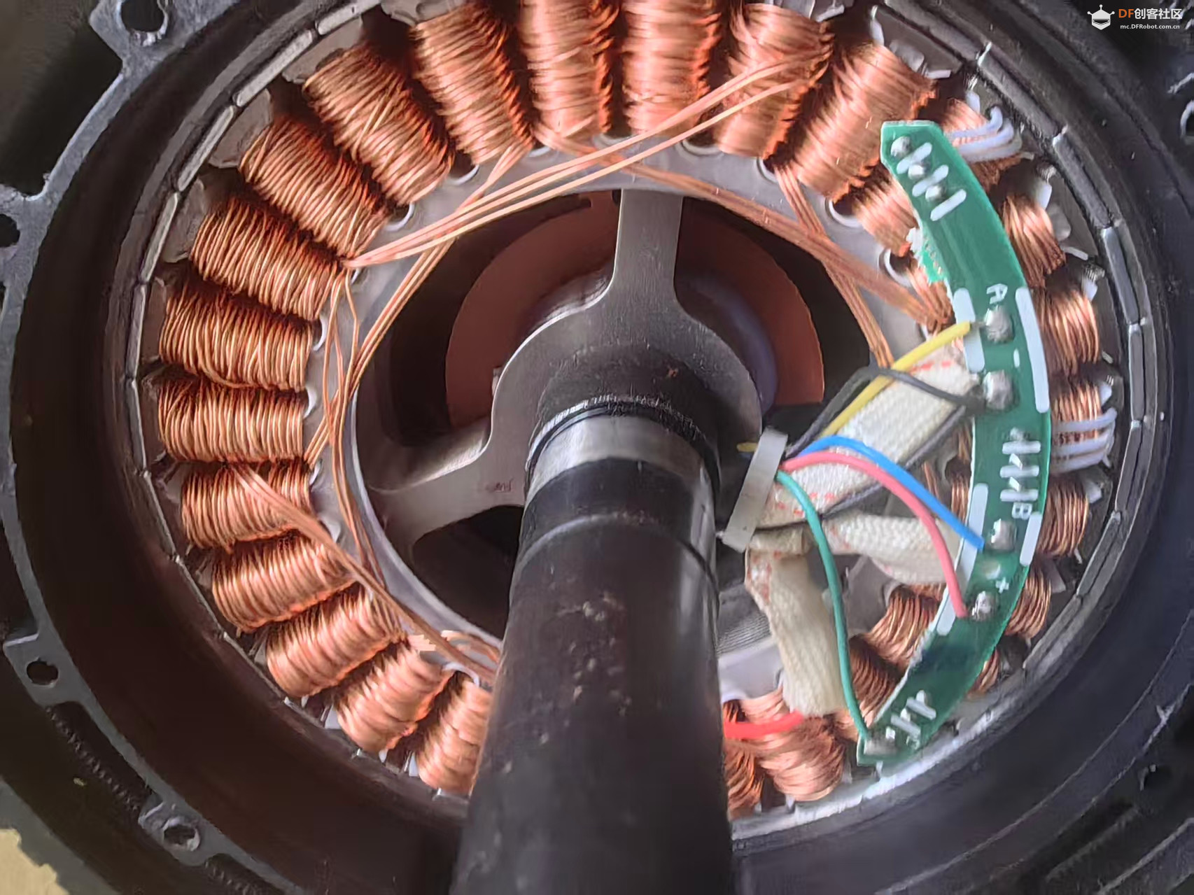 【花雕动手做】拆解一款常见的6.5 寸直驱轮毂无刷电机图3