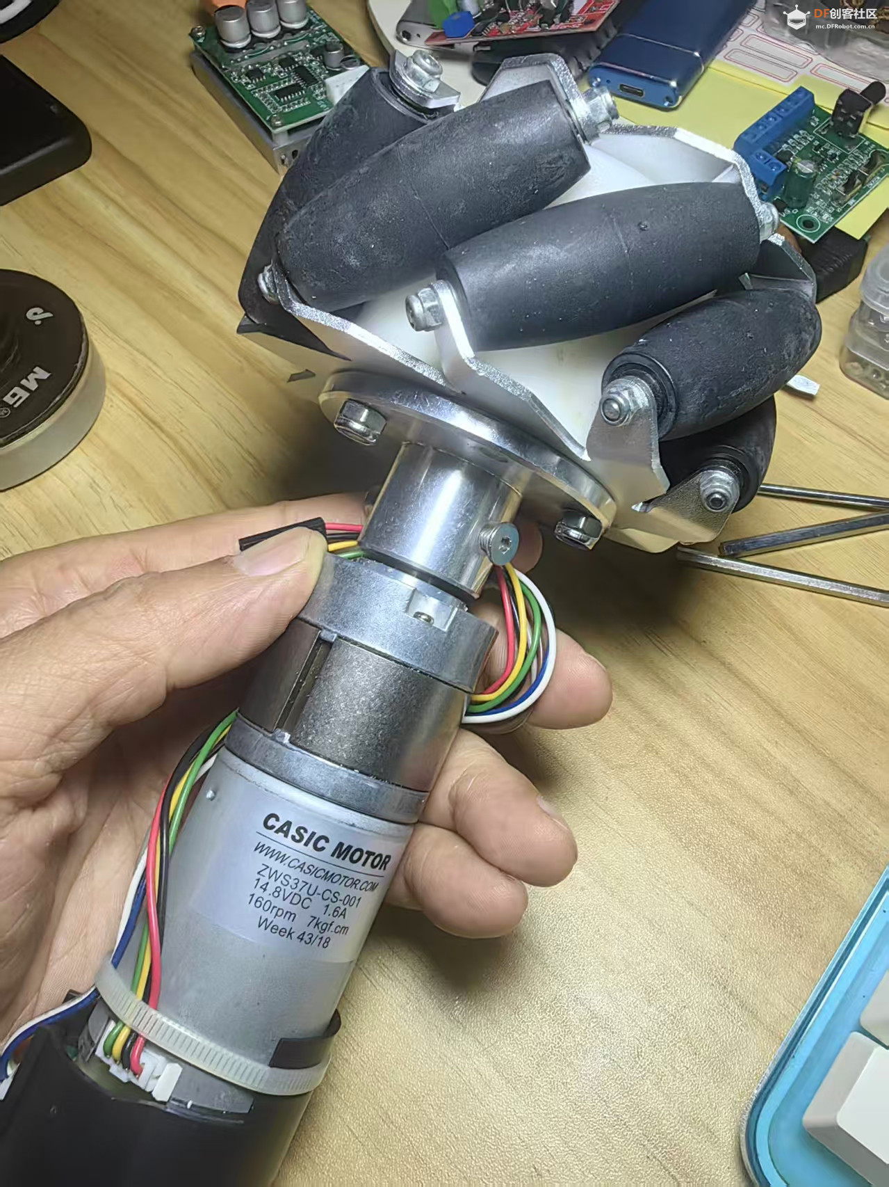 【花雕动手做】拆解 CASIC MOTOR 无刷减速电机（14.8V）图2