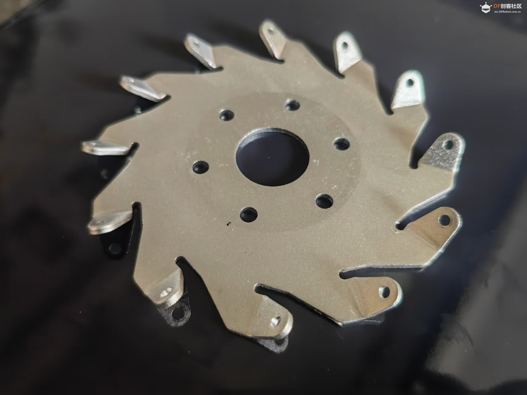 【花雕动手做】拆解 127mm 铝合金创客版全向麦克纳姆轮图4