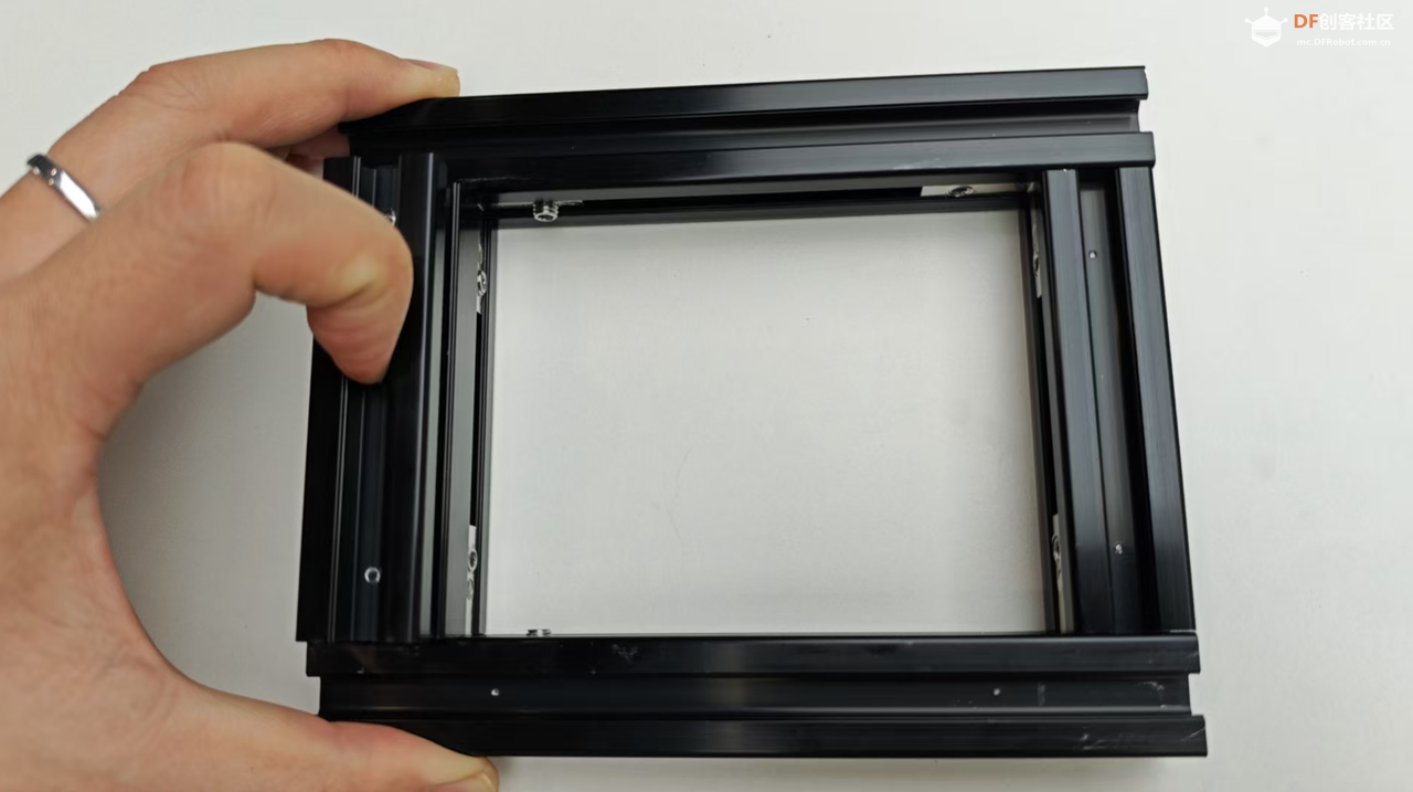 基于 M0601 电机的四轮移动平台装配与结构参考手册图3