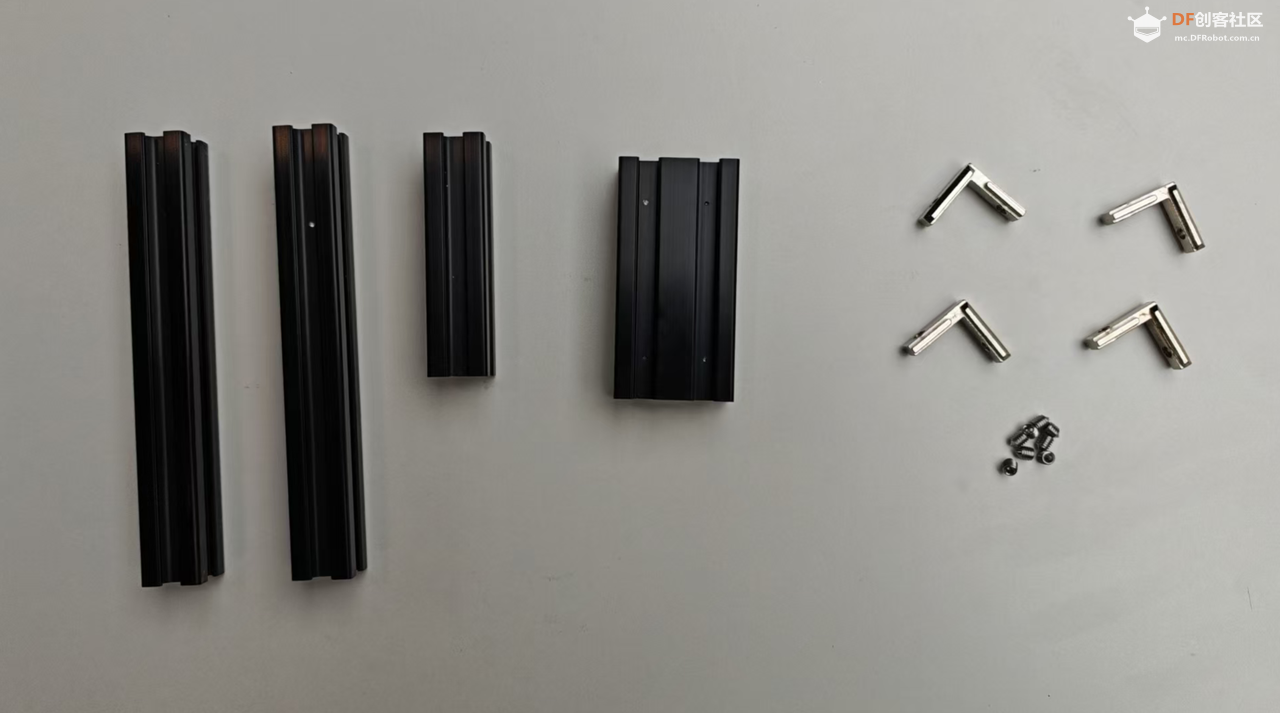 基于 M0601 电机的四轮移动平台装配与结构参考手册图2