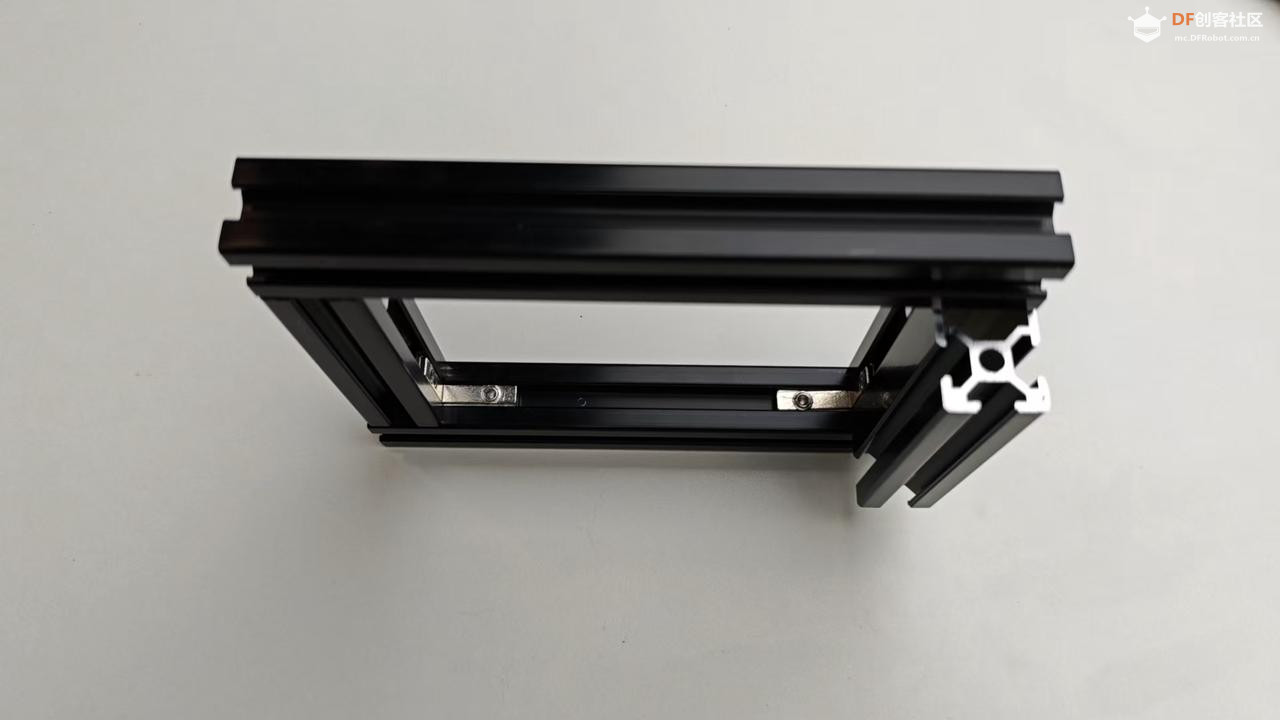 基于 M0601 电机的四轮移动平台装配与结构参考手册图4