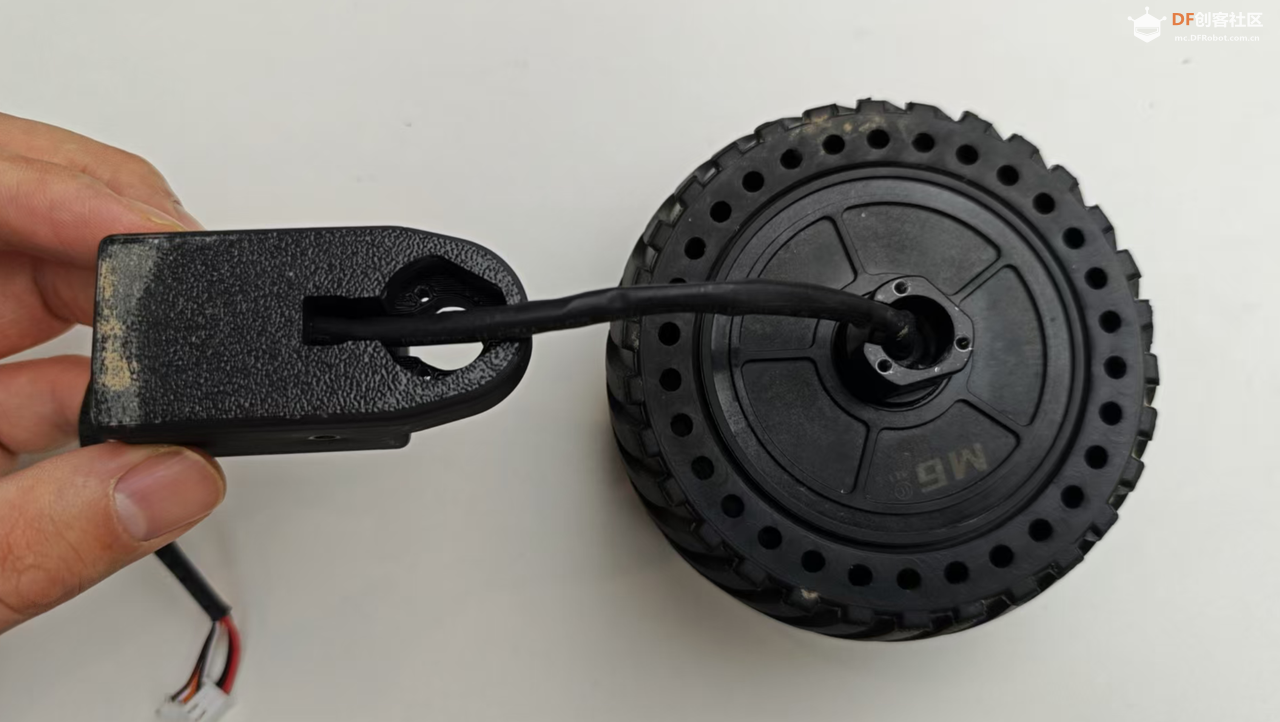 基于 M0601 电机的四轮移动平台装配与结构参考手册图26