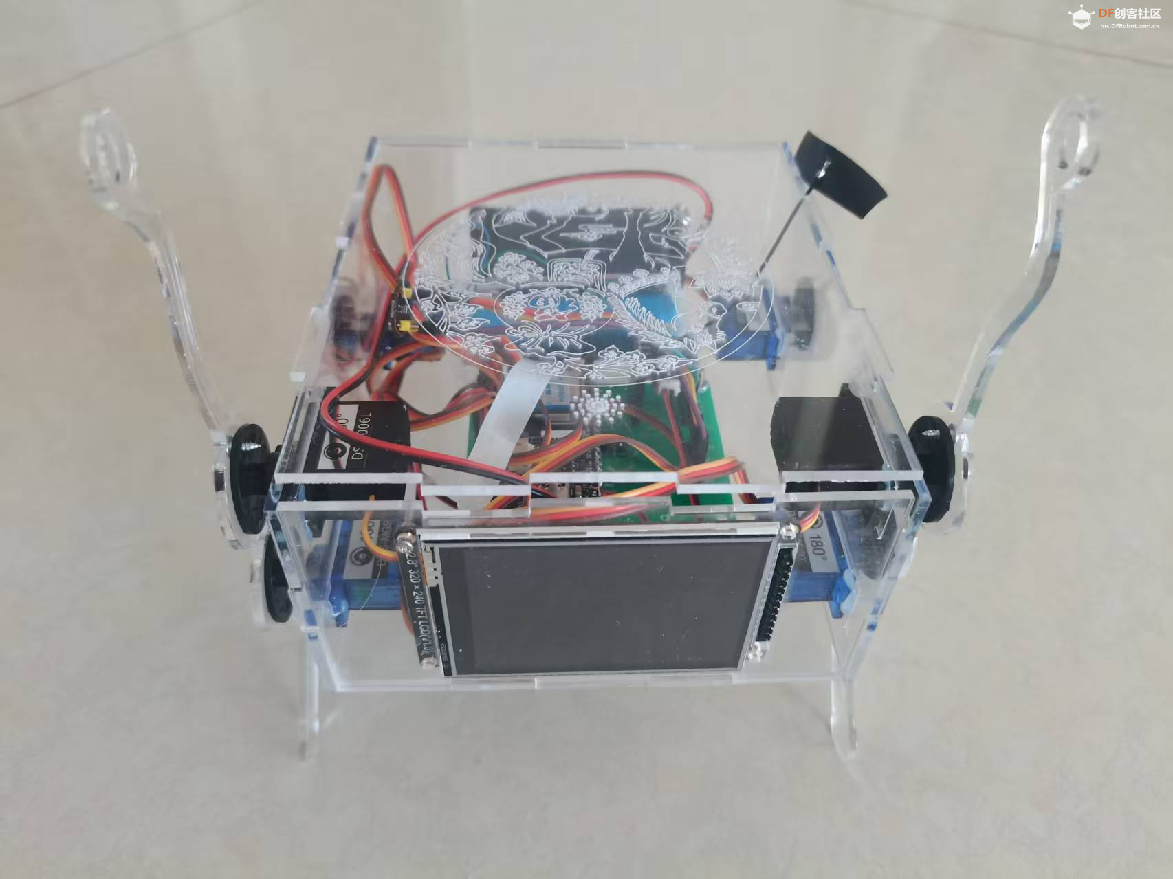 给小智AI装身体：FireBeetle ESP32-S3驱动四足机器人+2.8寸屏图3