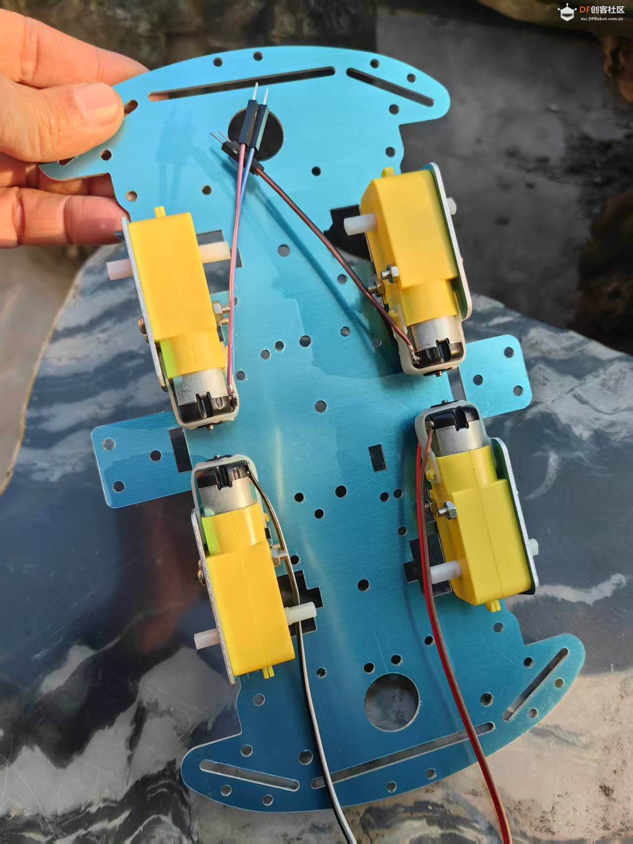 【花雕动手做】使用IO电机驱动扩展板搭建一辆智能小车图2