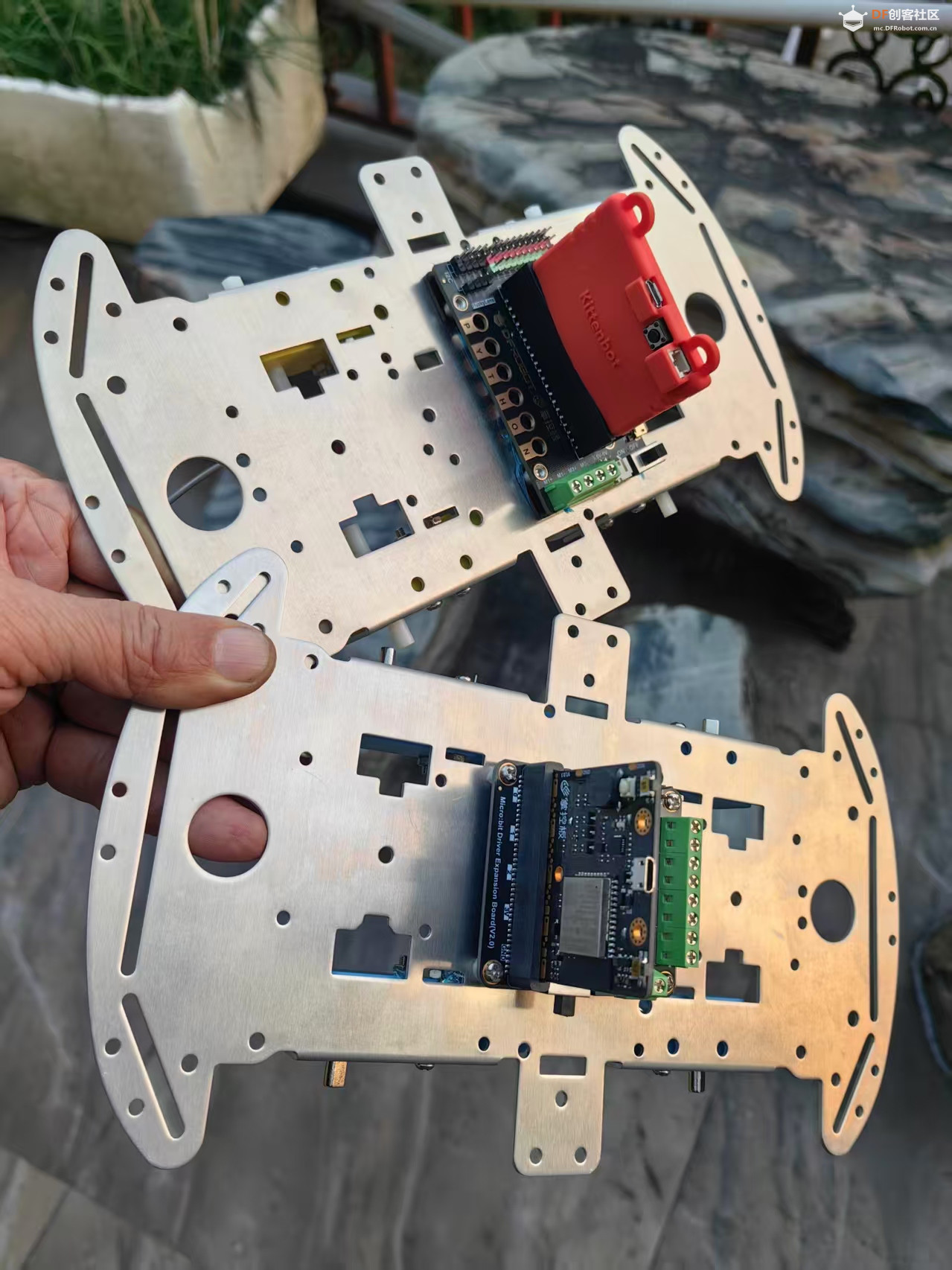 【花雕动手做】使用IO电机驱动扩展板搭建一辆智能小车图4