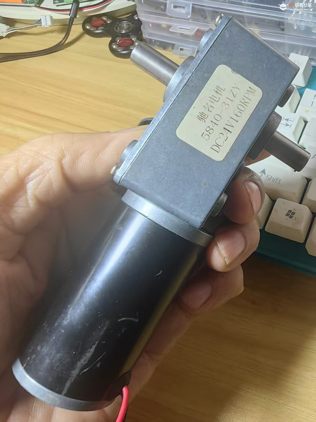 【花雕动手做】机器人底盘：5840 涡轮蜗杆24V电机全解析图1