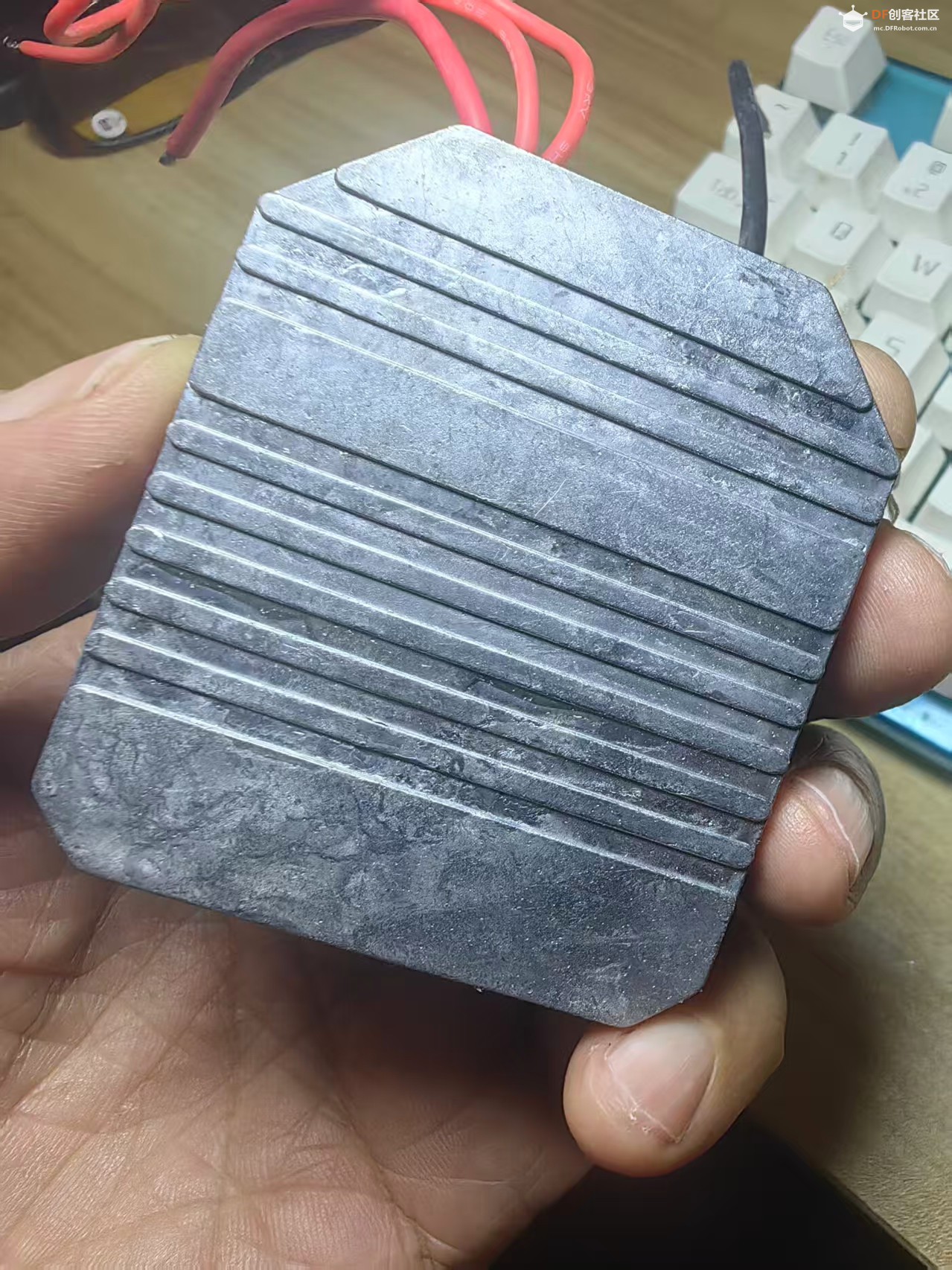 【花雕动手做】600W21V 高速大功率无霍尔无刷电机驱动器图2