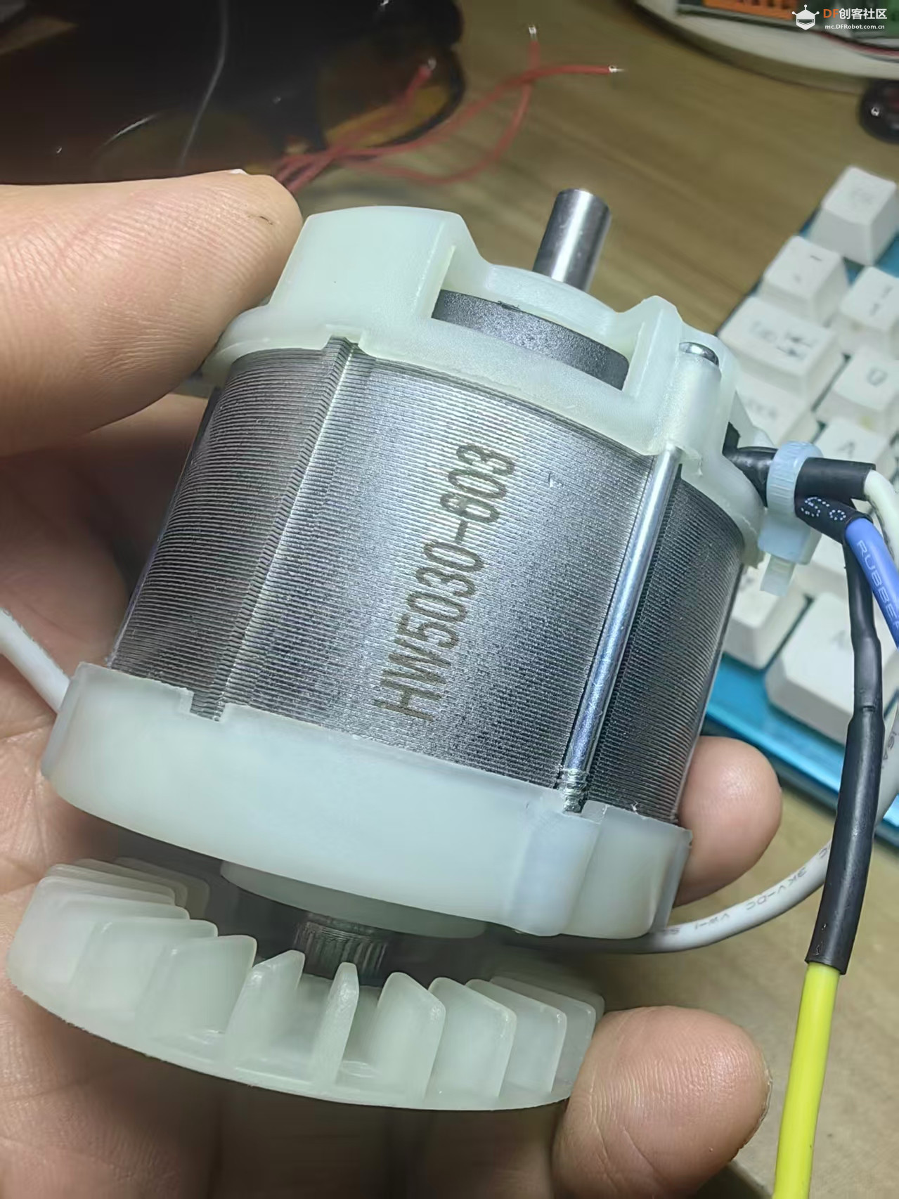 【花雕动手做】5030 钕强磁内转 18V 大功率 800W 无刷电机图1