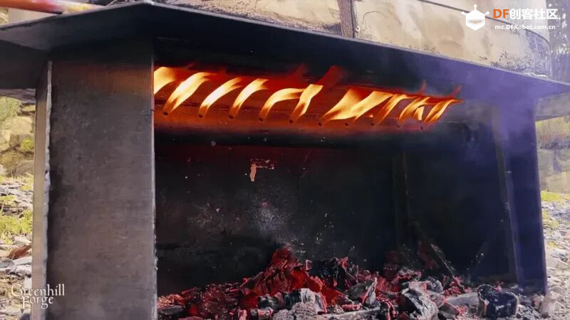 3D 打印机械臂、开源数码相机、废弃电子烟变乐器、N64...图11