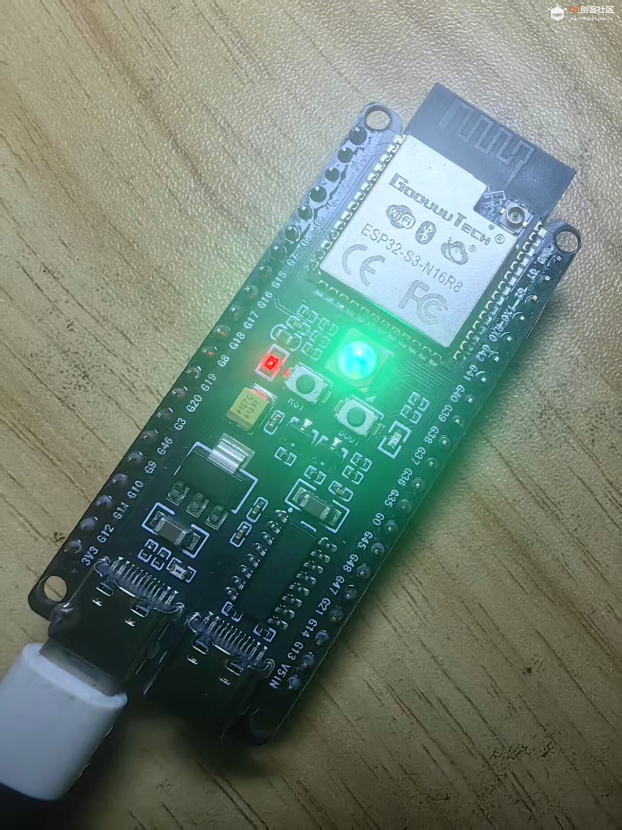 【花雕】ESP32-S3 + MimiClaw 实战：手机飞书控制多色呼吸灯图8