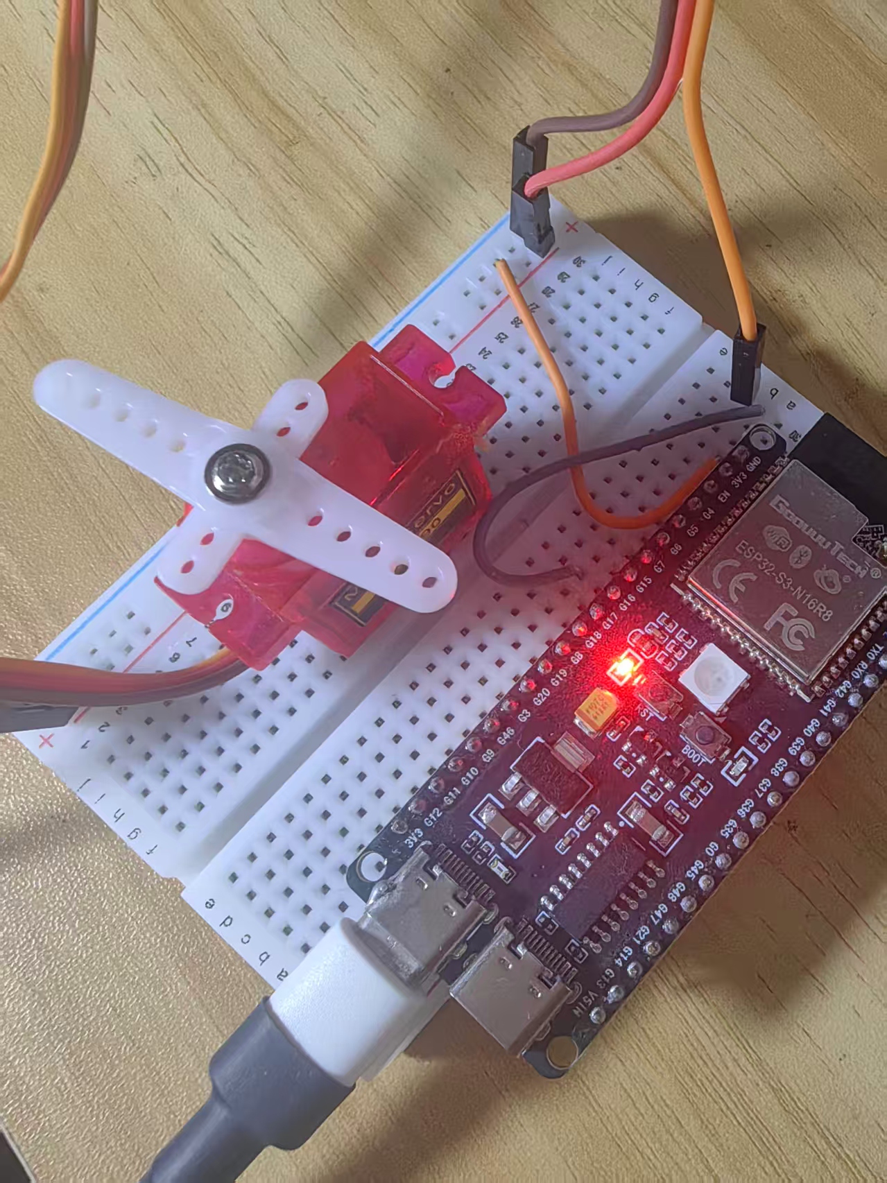 【花雕动手做】ESP32-S3 + MimiClaw 实战：飞书控制 SG90 舵机图5