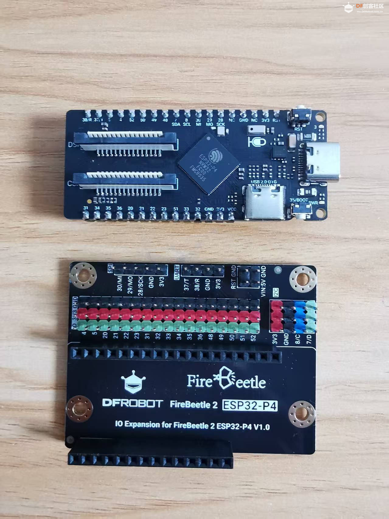 FireBeetle 2 ESP32 P4套装开箱和双OLED屏驱动图3