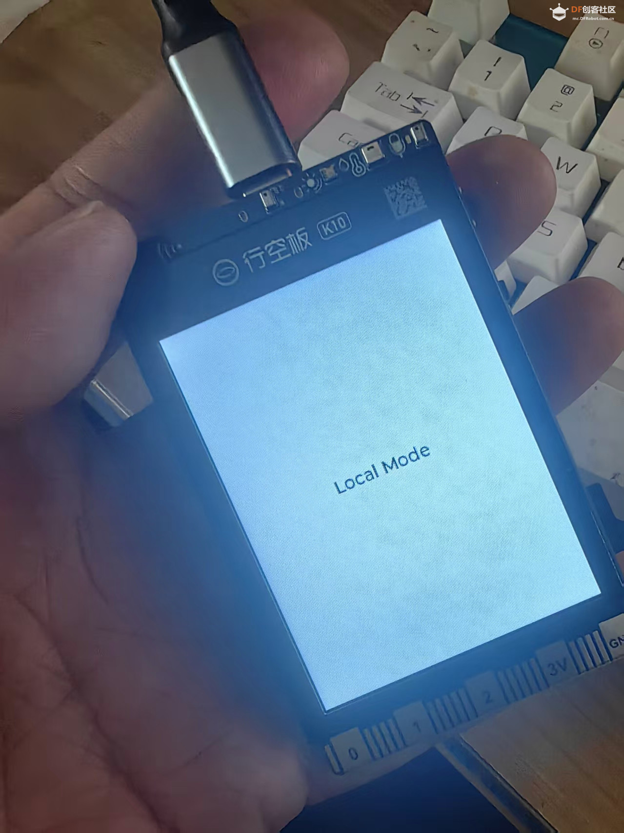 首发｜EmbedClawK10运行在行空板K10上的小龙虾图1