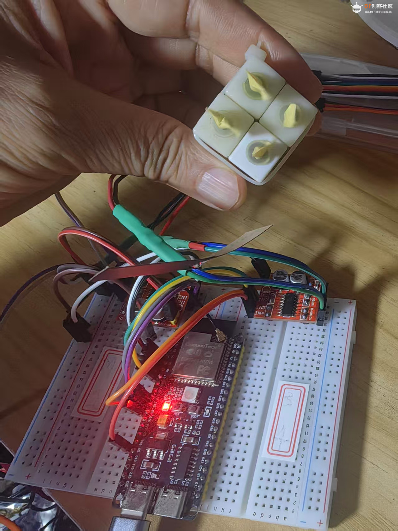 【花雕】小龙虾 MimiClaw 二次开发：控制四电机全向运动图3