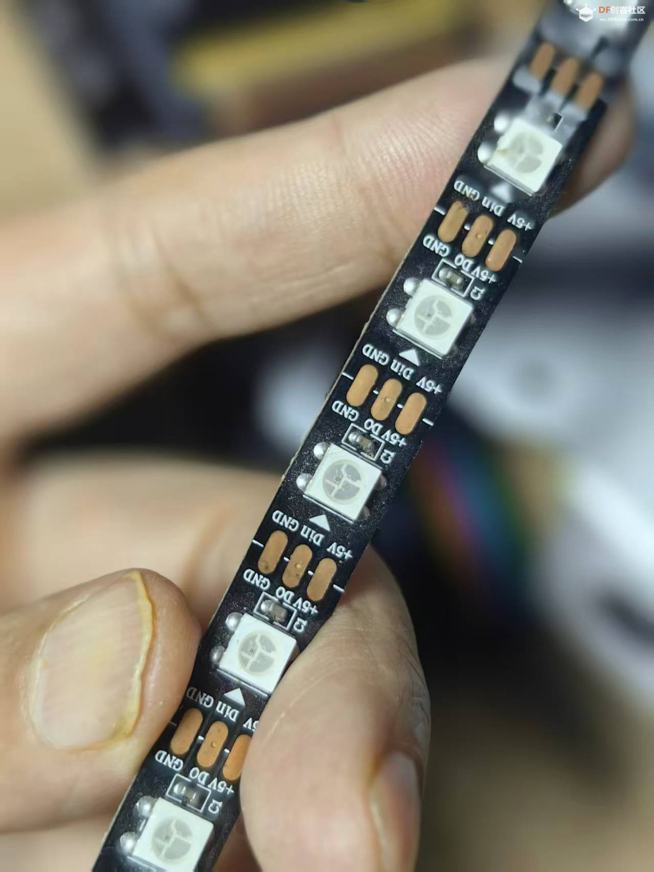 【花雕】嵌入式 AI Agent 机器人：硬件小车与部署 MimiClaw图1