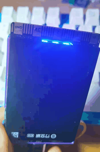 【花雕动手做】Aily Blockly一句话“循环RGB亮灯”生成项目图2