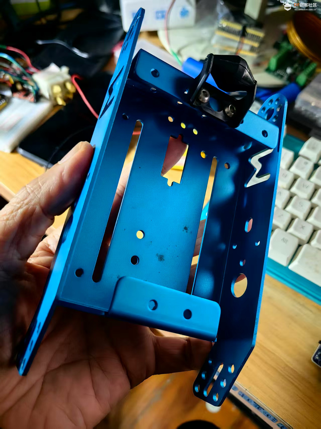 【花雕动手做】行空板 K10 之 TT 马达差速 M 底盘小车二号图1