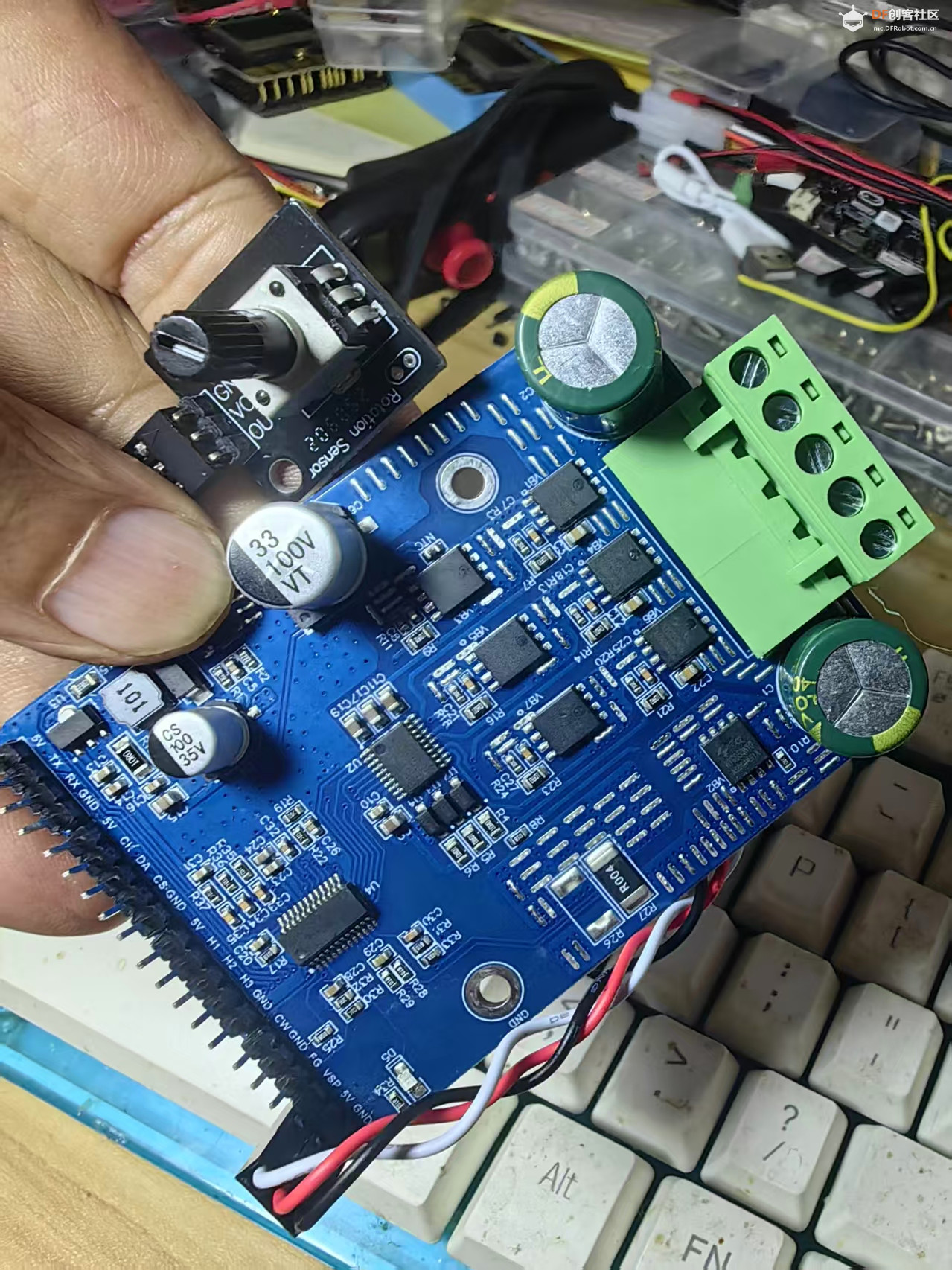【花雕动手做】无刷有霍尔 FOC 开发板 1600W 驱动控制器图1