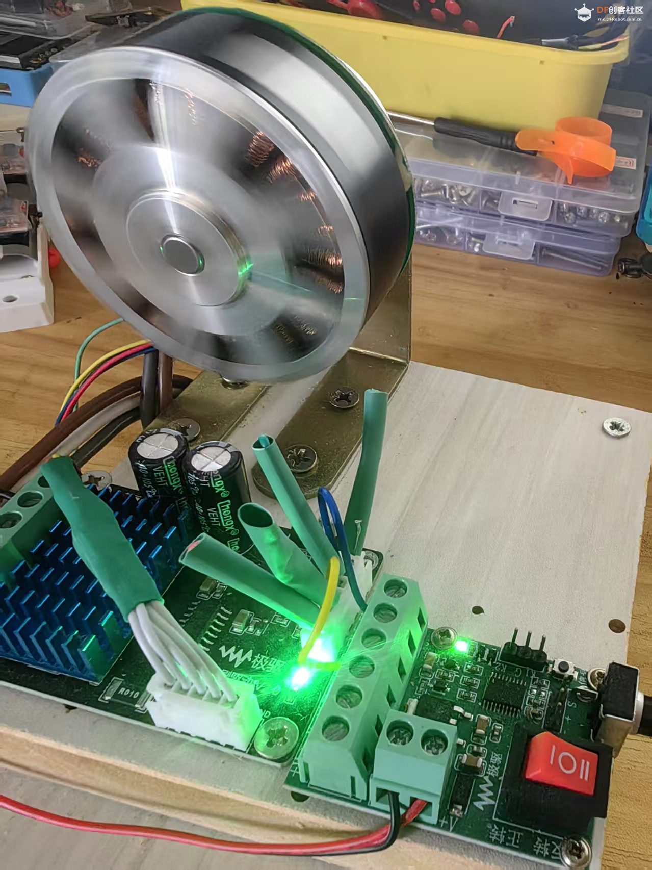 【花雕动手做】NICHIBO BL65E33S 有感 24V 外转子三相无刷...图1