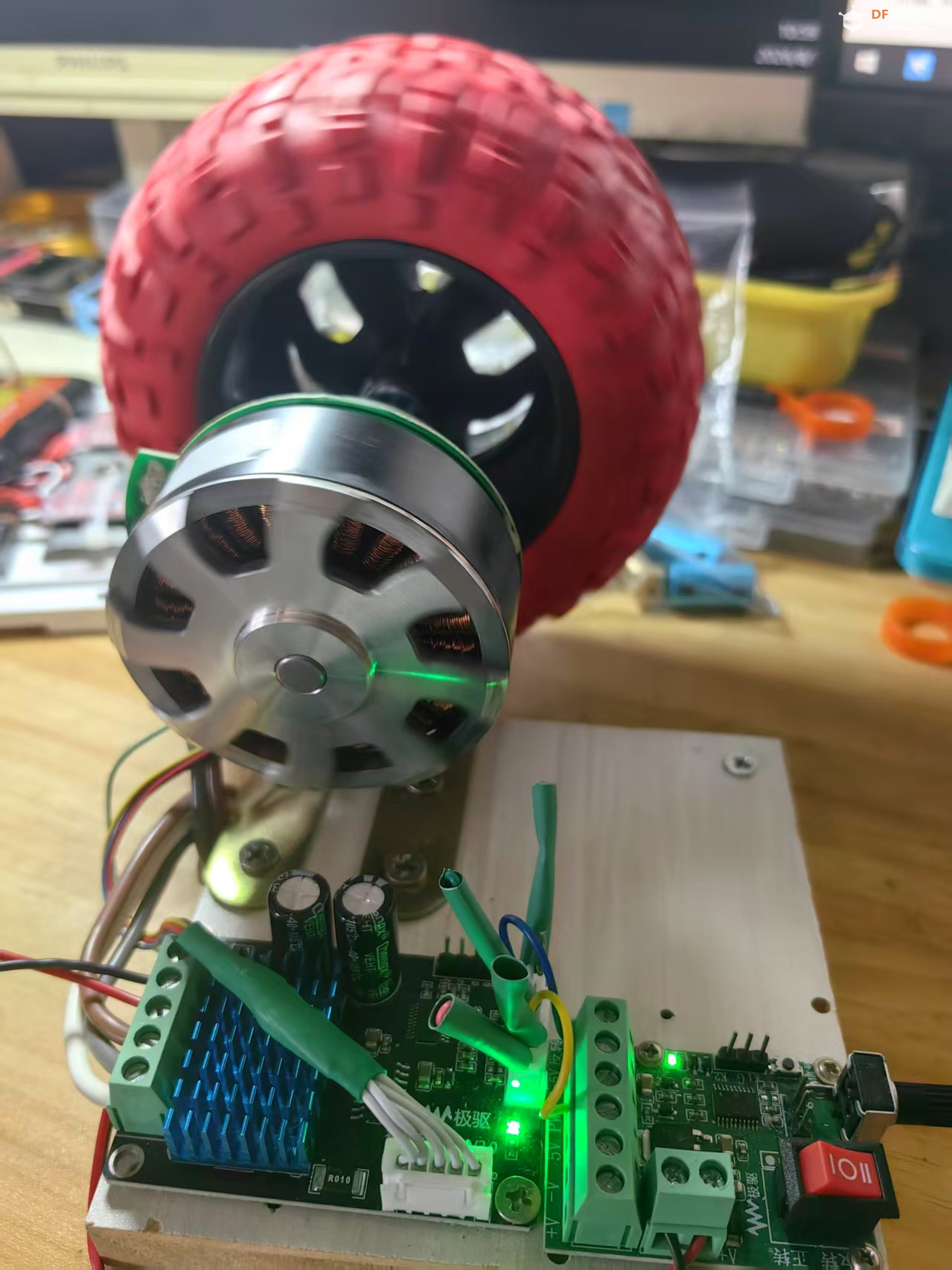 【花雕动手做】NICHIBO BL65E33S 有感 24V 外转子三相无刷...图2