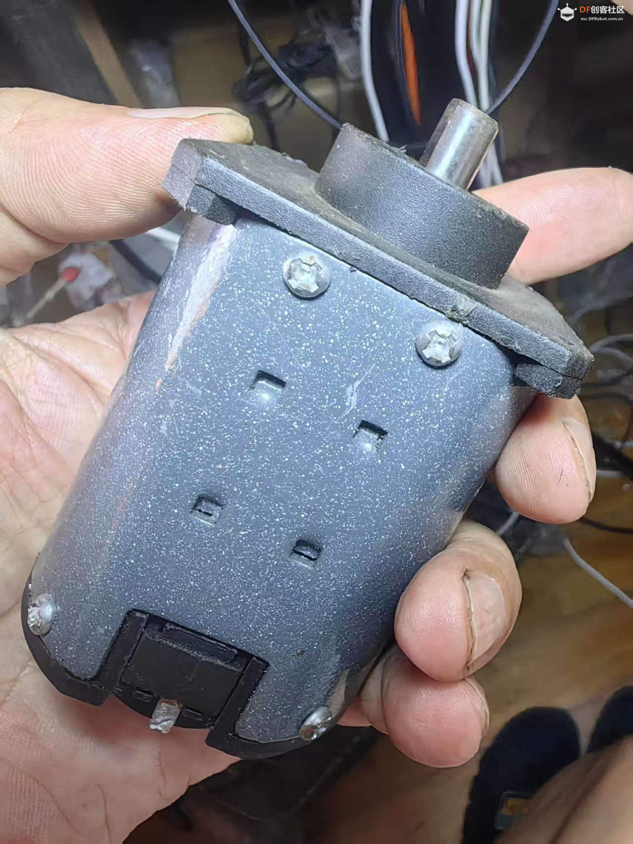 【花雕动手做】直流有刷 2S 7.4V高功率低噪音筋膜机马达图3