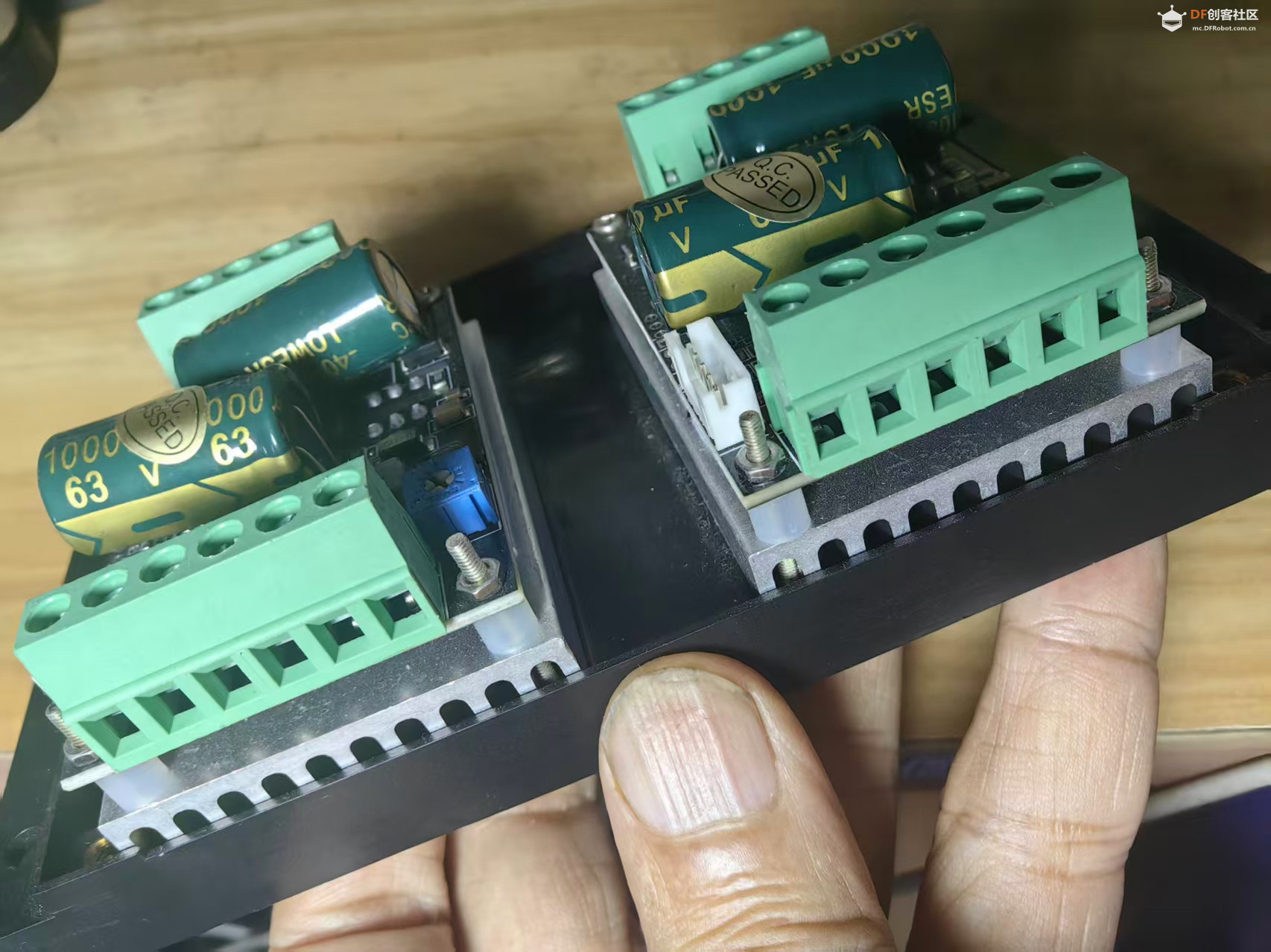 【花雕动手做】黑版 60V500W 大功率有霍尔无刷电机驱动板图2
