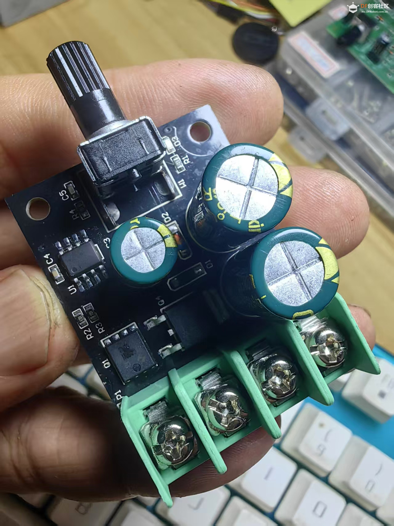【花雕动手做】DC7-60V 10A 有刷电机 PWM 带启停缓冲调速板图1